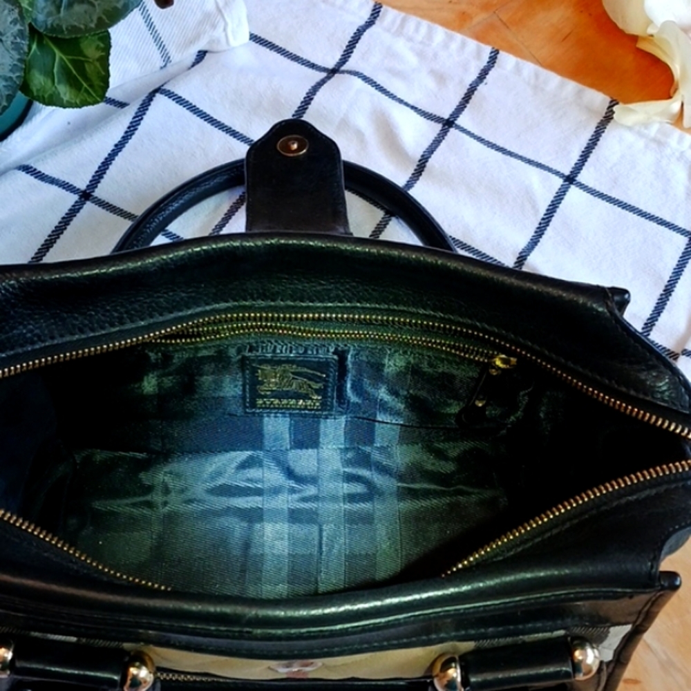 Burberry Small plaid Handbag - Picture 7 of 13